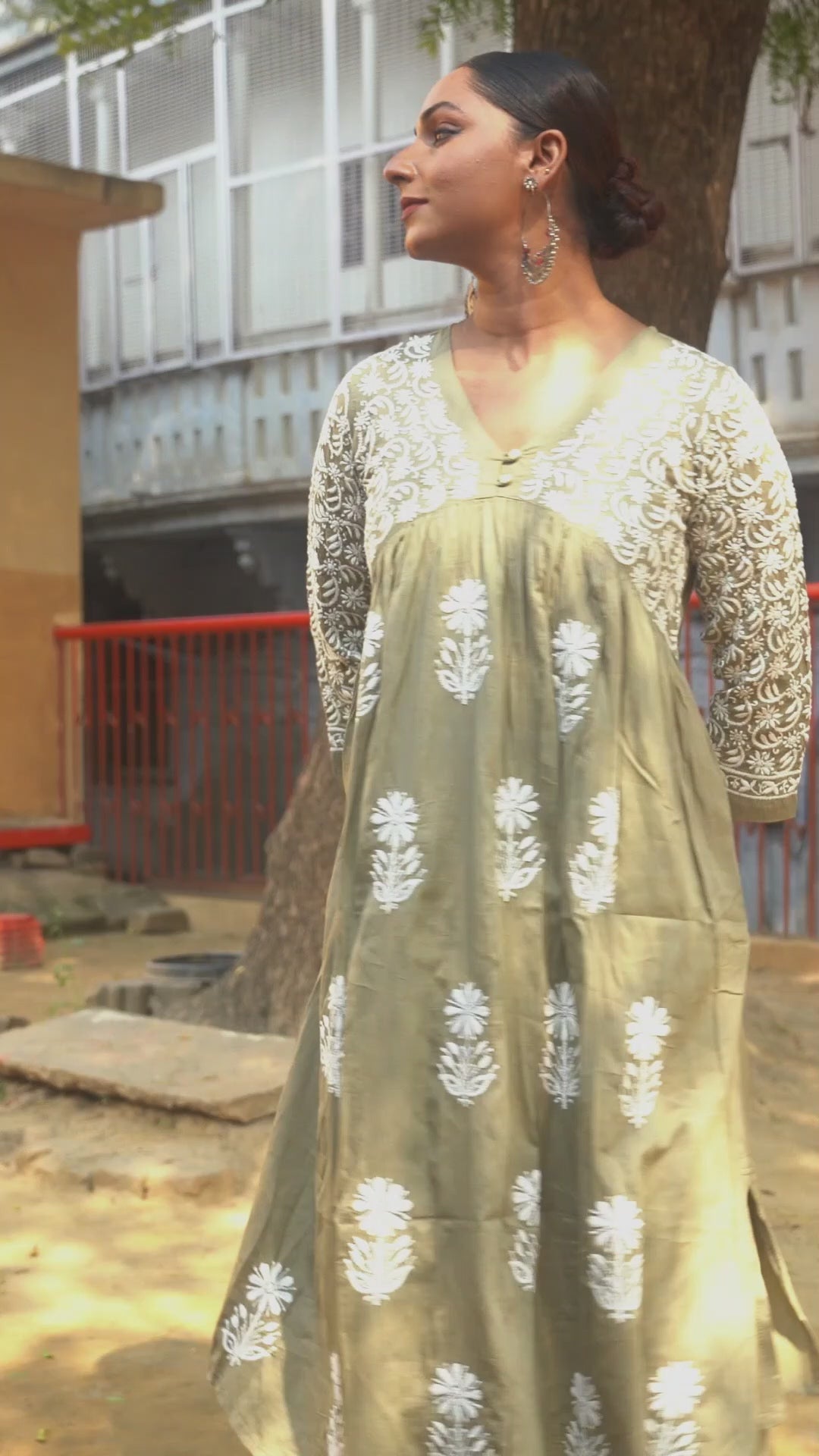 SEMAL HAND EMBROIDERED LUCKNOWI CHIKANKARI COTTON V-NECK GATHERED KURTA SET CH0112N