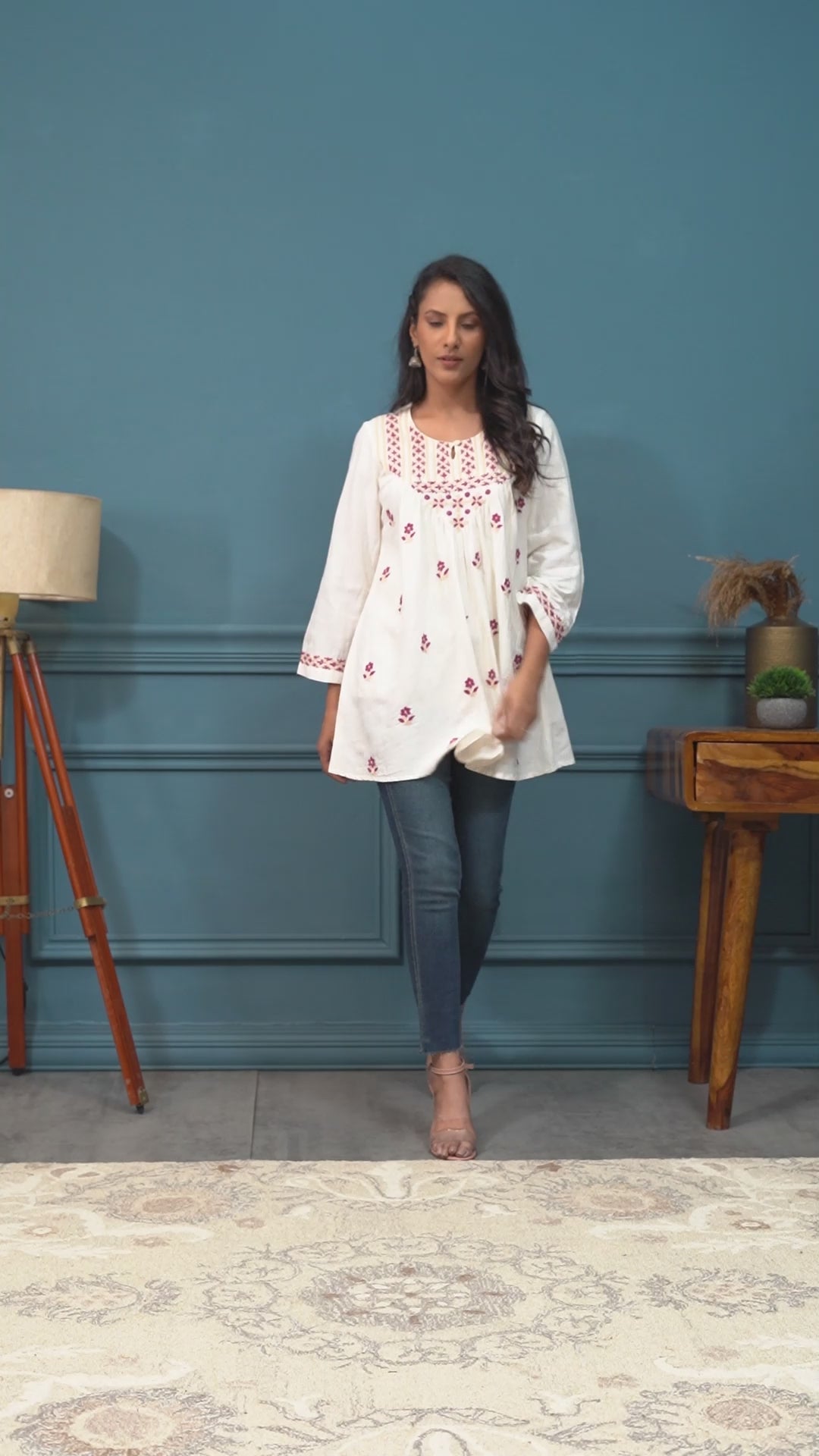 Semal Hand Embroidered White Cotton Lucknowi Chikankari Round Neck With Loop Button V-yoke Gathered Top CH0096