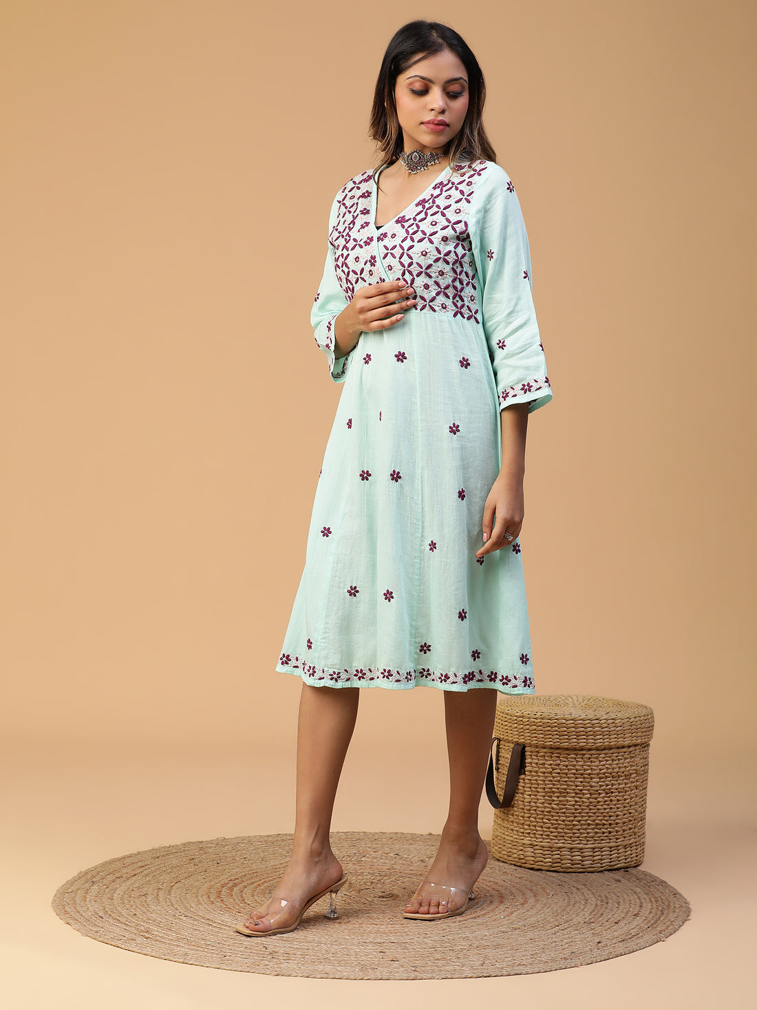 HAND EMBROIDERED LUCKNOWI CHIKANKARI COTTON ANGARAKHA NECK KURTA CH0135